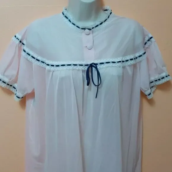 Vintage NYLFrance Josselyne baby pink nylon peignoir - Picture 7 of 13